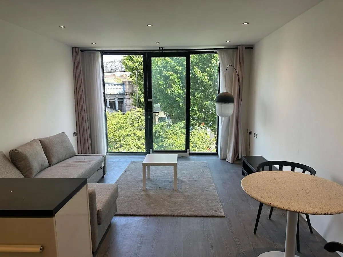 Bright Flat 1 Min To Tower Bridge - Green Views London